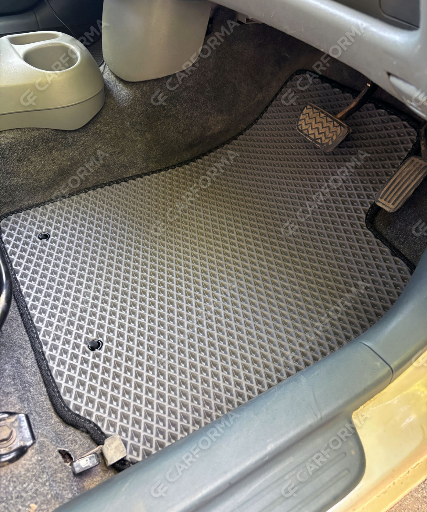 Ворсовые коврики на Toyota Vitz I 1998&nbsp;-&nbsp;2005 в Брянске