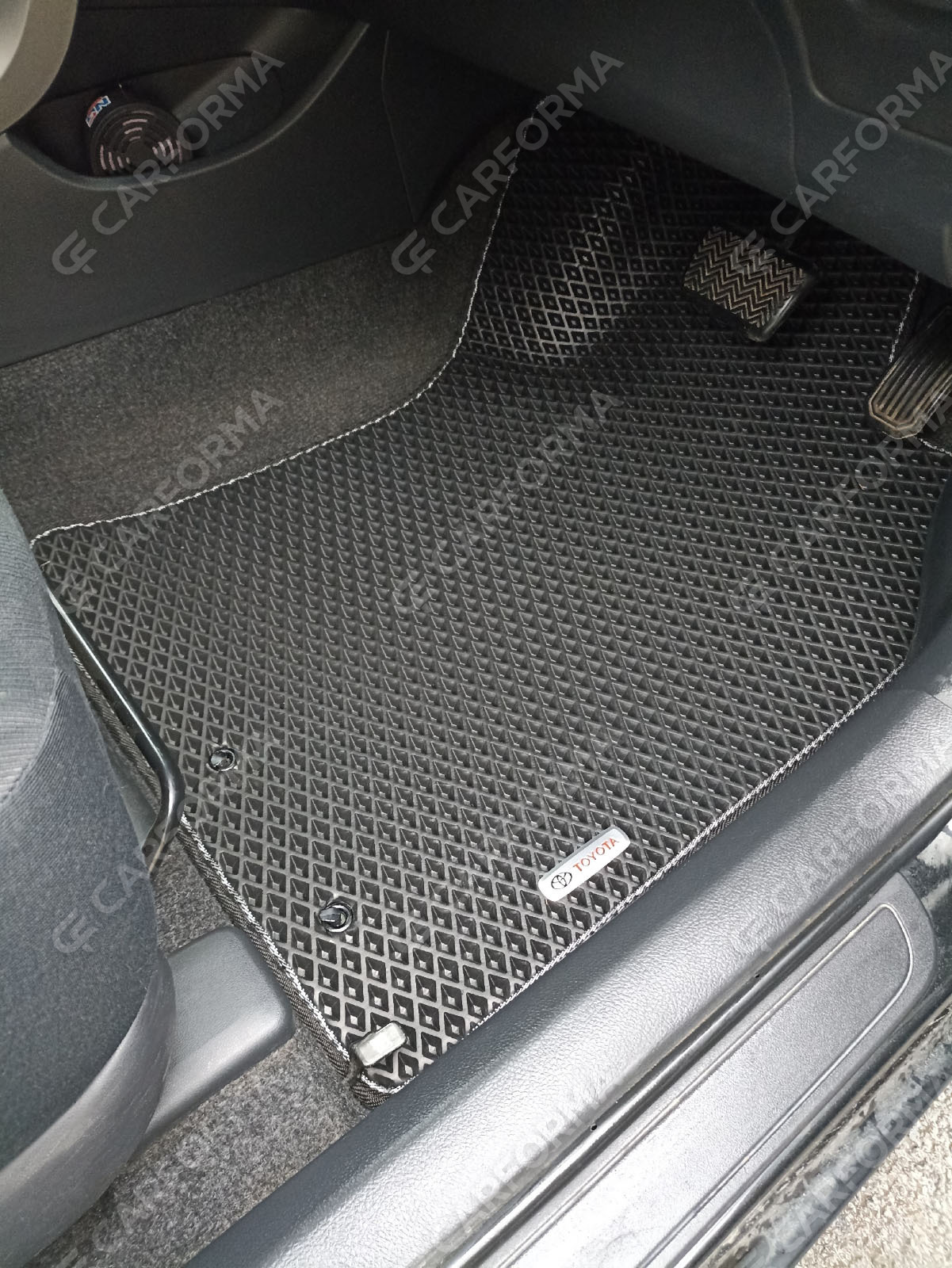 Ворсовые коврики на Toyota Corolla Fielder (E14) 2006&nbsp;-&nbsp;2012 в Брянске