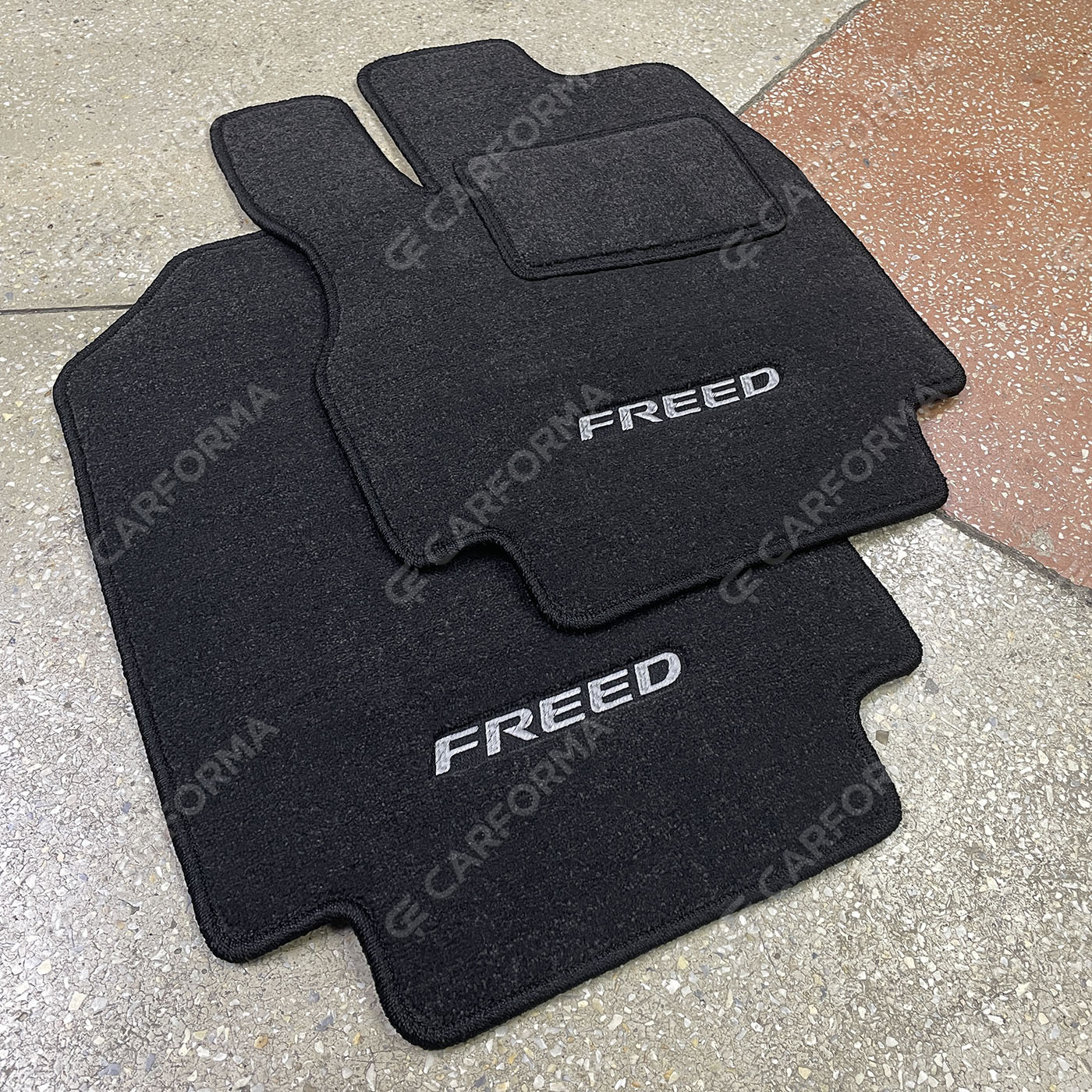 Коврики на Honda Freed Spike 2010&nbsp;-&nbsp;2016 в Брянске