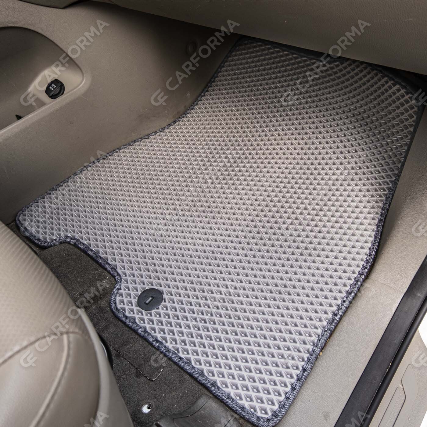 Ворсовые коврики на KIA Carnival III 7 мест 2014&nbsp;-&nbsp;2021 в Брянске