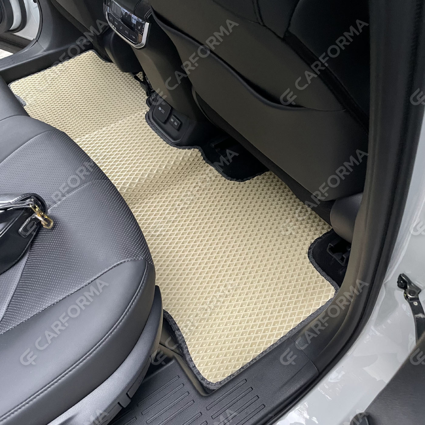 Ворсовые коврики на Toyota Crown Kluger 2021&nbsp;-&nbsp;2026 в Брянске