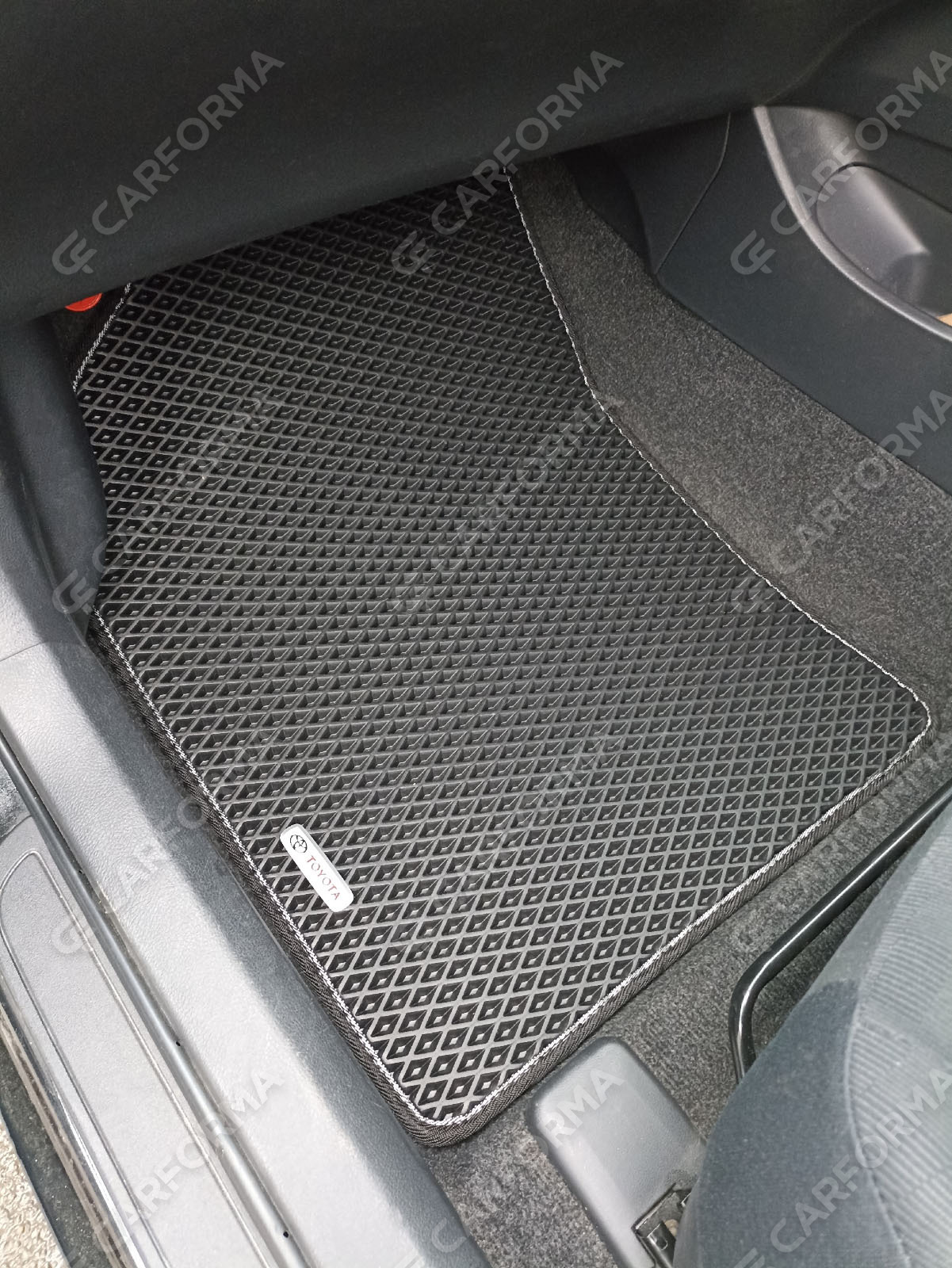 Ворсовые коврики на Toyota Corolla Axio (E14) 2006&nbsp;-&nbsp;2012 в Брянске