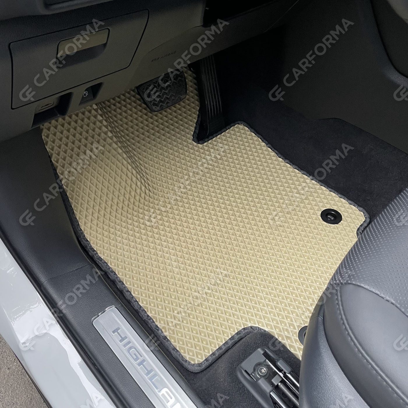 Ворсовые коврики на Toyota Crown Kluger 2021&nbsp;-&nbsp;2026 в Брянске