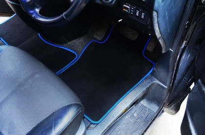 Ворсовые коврики на Nissan Elgrand (E51) 2002 - 2010 в Брянске