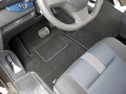 Ворсовые коврики на Peugeot Traveller 2016 - 2025 в Брянске