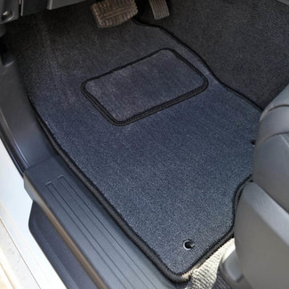 Ворсовые коврики на Mitsubishi Montero Sport III 2015 - 2025 в Брянске