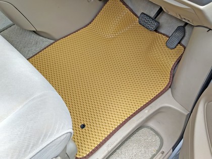 Ворсовые коврики на Toyota Alphard (H10) 2002 - 2008 в Брянске