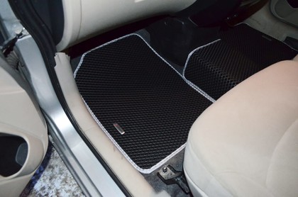 Ворсовые коврики на Mitsubishi Colt Plus VI 2004 - 2012 в Брянске