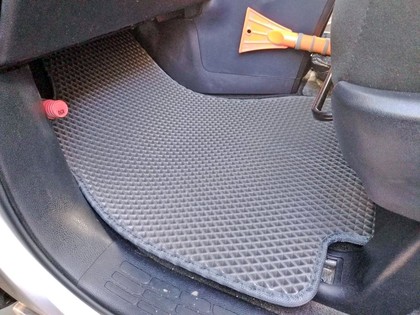 Ворсовые коврики на Toyota Noah (R80) 2014 - 2021 в Брянске
