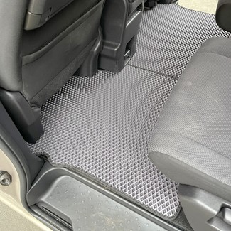 Ворсовые коврики на Nissan Serena (C27) 2016 - 2022 в Брянске