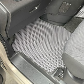Ворсовые коврики на Nissan Serena (C27) 2016 - 2022 в Брянске