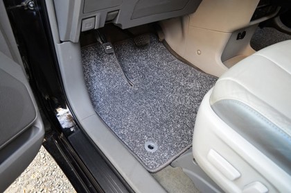 Ворсовые коврики на Toyota Sienna III 2010 - 2020 в Брянске