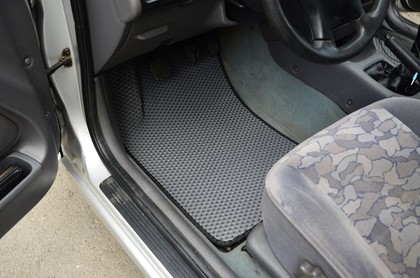 EVA коврики на Toyota Avensis I 1997 - 2002 в Брянске