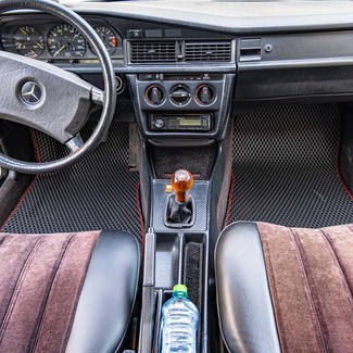 Ворсовые коврики на Mercedes 190 (W201) 1982 - 1993 в Брянске
