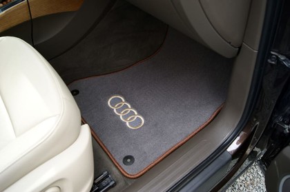 Ворсовые коврики на Audi Q5 I 2008 - 2017 в Брянске