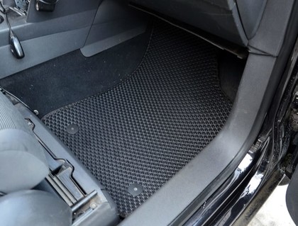 Ворсовые коврики на Volkswagen Touran 2003 - 2015 в Брянске
