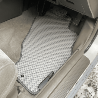 Ворсовые коврики на Nissan Avenir (W11) 1998 - 2005 в Брянске