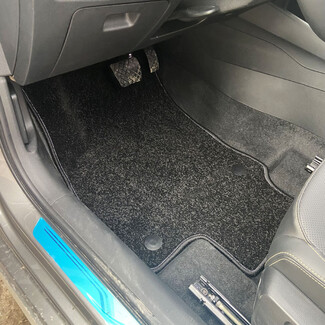 Ворсовые коврики на Audi Q2L 2016&nbsp;-&nbsp;2026 в Брянске