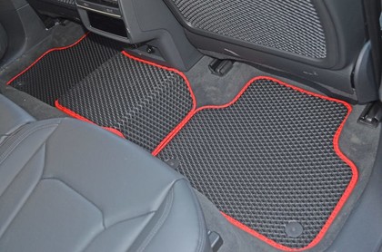 Ворсовые коврики на Audi Q8 2018 - 2025 в Брянске