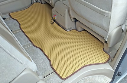 Ворсовые коврики на Toyota Alphard (H10) 2002 - 2008 в Брянске