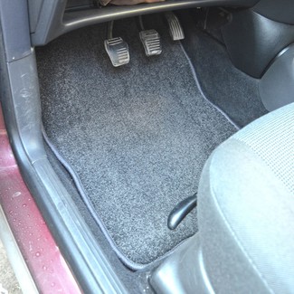 Ворсовые коврики на Ford Focus I 1998 - 2005 в Брянске