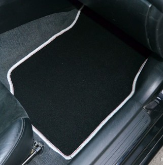 Ворсовые коврики на Mitsubishi Lancer Evolution VII 2001 - 2003 в Брянске