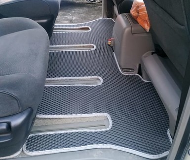 Ворсовые коврики на Toyota Alphard (H10) 2002 - 2008 в Брянске