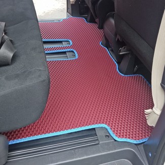 Коврики на Mitsubishi Delica D:5 2007 - 2025 в Брянске