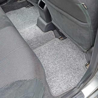 Ворсовые коврики на Nissan Tiida (C11) 2004 - 2014 в Брянске
