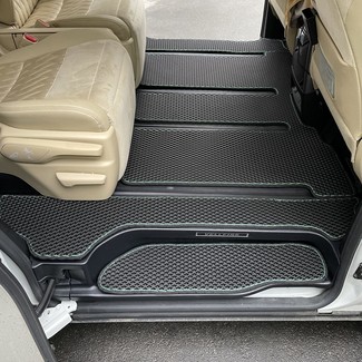 Ворсовые коврики на Toyota Vellfire (H30) 2015 - 2023 в Брянске
