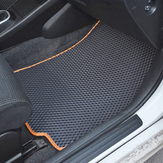Ворсовые коврики на Nissan Tiida (C11) 2004 - 2014 в Брянске
