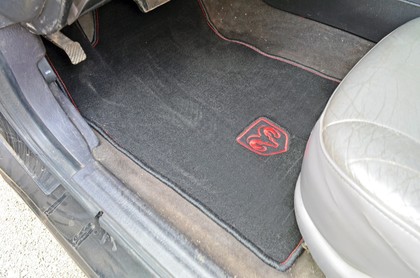 Ворсовые коврики на Dodge Intrepid II 1997 - 2004 в Брянске