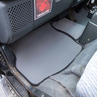 Ворсовые коврики на Mitsubishi Delica 3 1986 - 1999 в Брянске