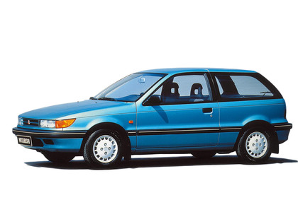 Коврики на Mitsubishi Colt III 1988 - 1992 в Брянске
