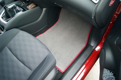 Ворсовые коврики на Nissan Qashqai (J11) (Английская сборка) 2013 - 2025 в Брянске