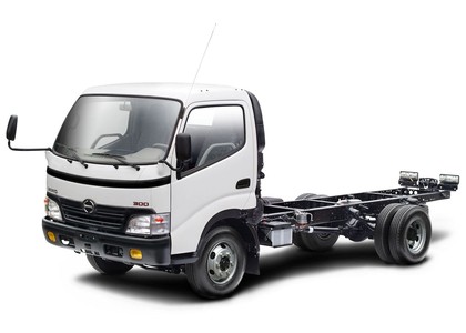 Ворсовые коврики на Hino 300 I широкая кабина 1999 - 2011 в Брянске