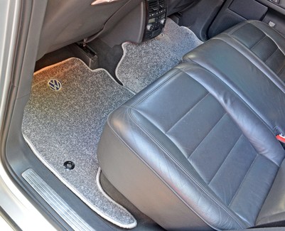 Ворсовые коврики на Volkswagen Touareg I 2002 - 2010 в Брянске