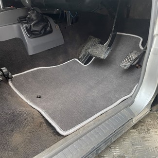 Ворсовые коврики на Toyota Land Cruiser Prado 70 1984 - 2025 в Брянске