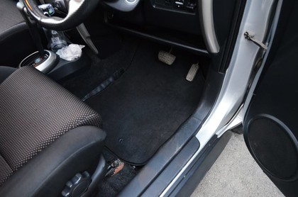 Ворсовые коврики на Toyota Ist I 2002 - 2007 в Брянске