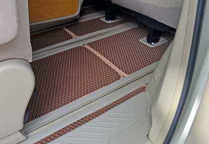 Ворсовые коврики на Toyota Estima III 2006 - 2019 в Брянске