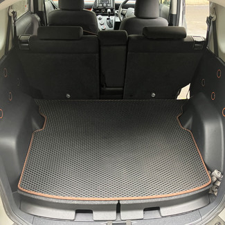 Ворсовые коврики на Toyota Sienta II 2015 - 2022 в Брянске