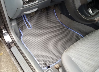 Коврики на Nissan Almera Classic (B10) 2006 - 2013 в Брянске