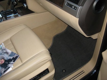 Ворсовые коврики на Volkswagen Touareg I 2002 - 2010 в Брянске