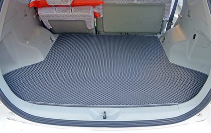 Ворсовые коврики на Toyota Prius Alpha 2011 - 2021 в Брянске