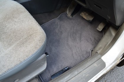 Ворсовые коврики на Nissan Avenir (W11) 1998 - 2005 в Брянске