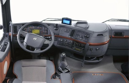 Ворсовые коврики на Volvo FH II (FH12, FH13, FH16) 2001 - 2012 в Брянске