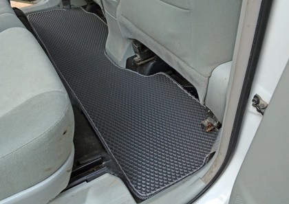 Ворсовые коврики на Toyota Prius Alpha 2011 - 2021 в Брянске
