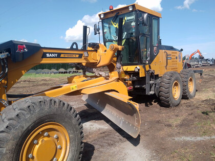 Ворсовые коврики на Спецтехника Автогрейдер SANY STG230C 8 AWD  в Брянске
