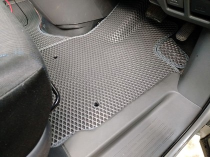 Ворсовые коврики на Toyota Voxy (R70) 2007 - 2013 в Брянске