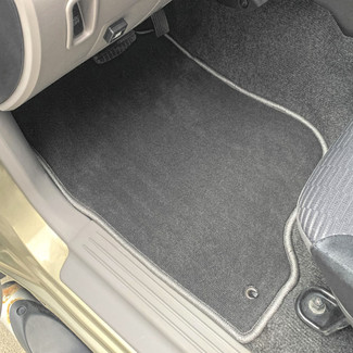 Коврики на Mitsubishi L200 IV 2006 - 2016 в Брянске